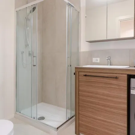 Appartement Cozy Retreat Private With Shared Bath