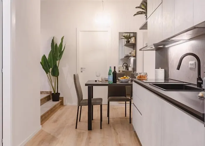 Cozy Retreat Private With Shared Bath Appartement *