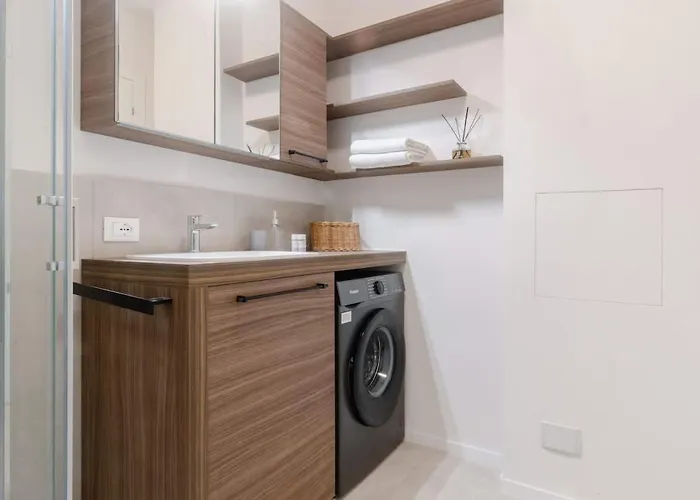 Cozy Retreat Private With Shared Bath Appartement