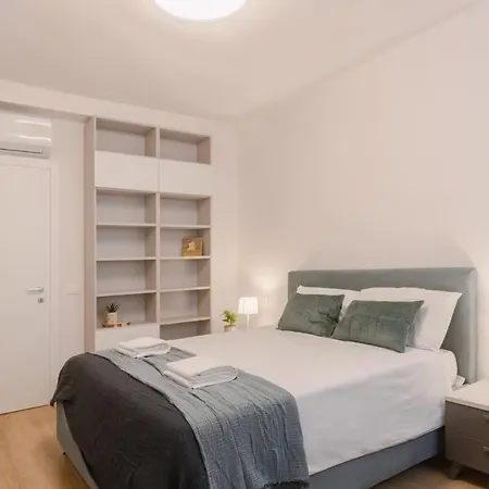 Cozy Retreat Private With Shared Bath * Firenze